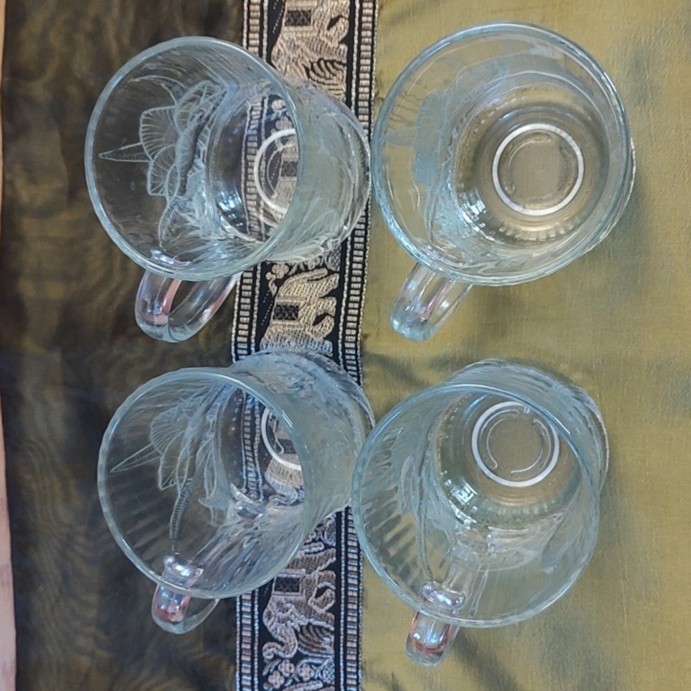 Arcoroc Canterbury Crocus Clear Glass Mugs Set Of 4 10oz EUC - Picture 3 of 14